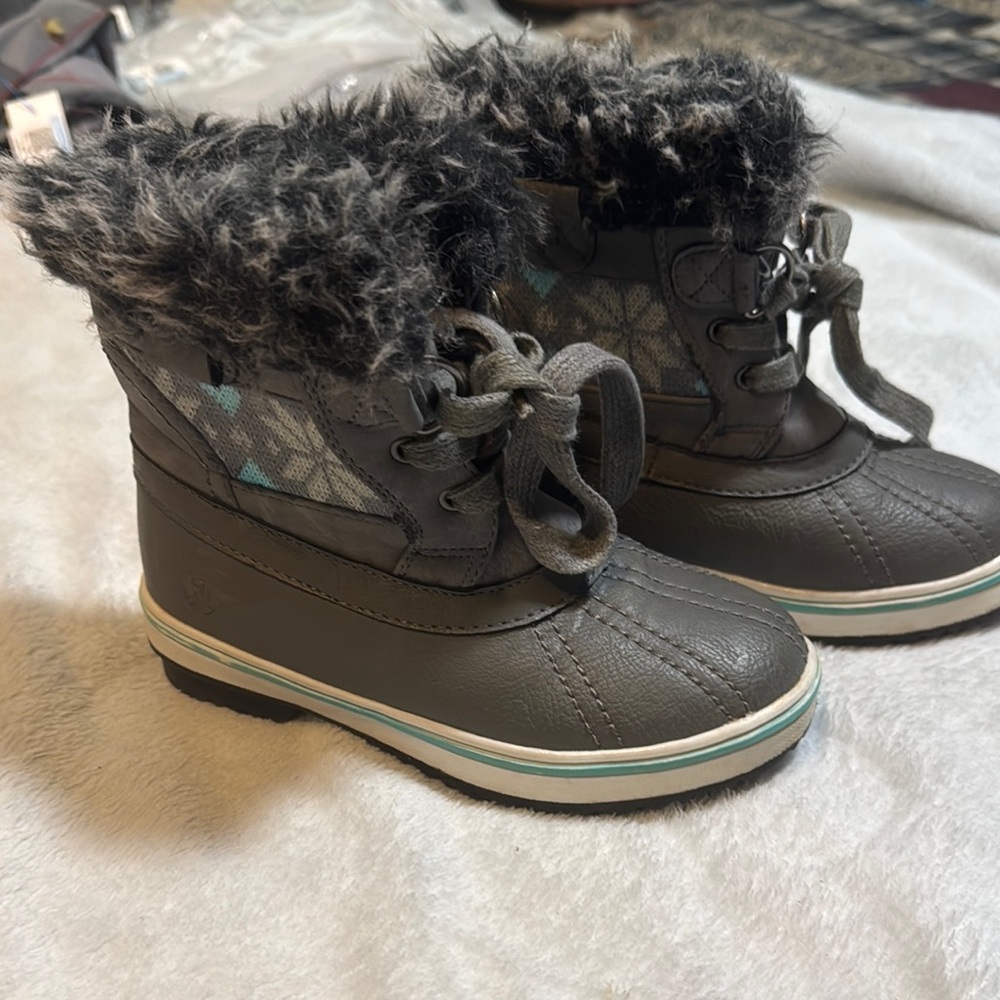 Kids Gray Fur-Lined Boots